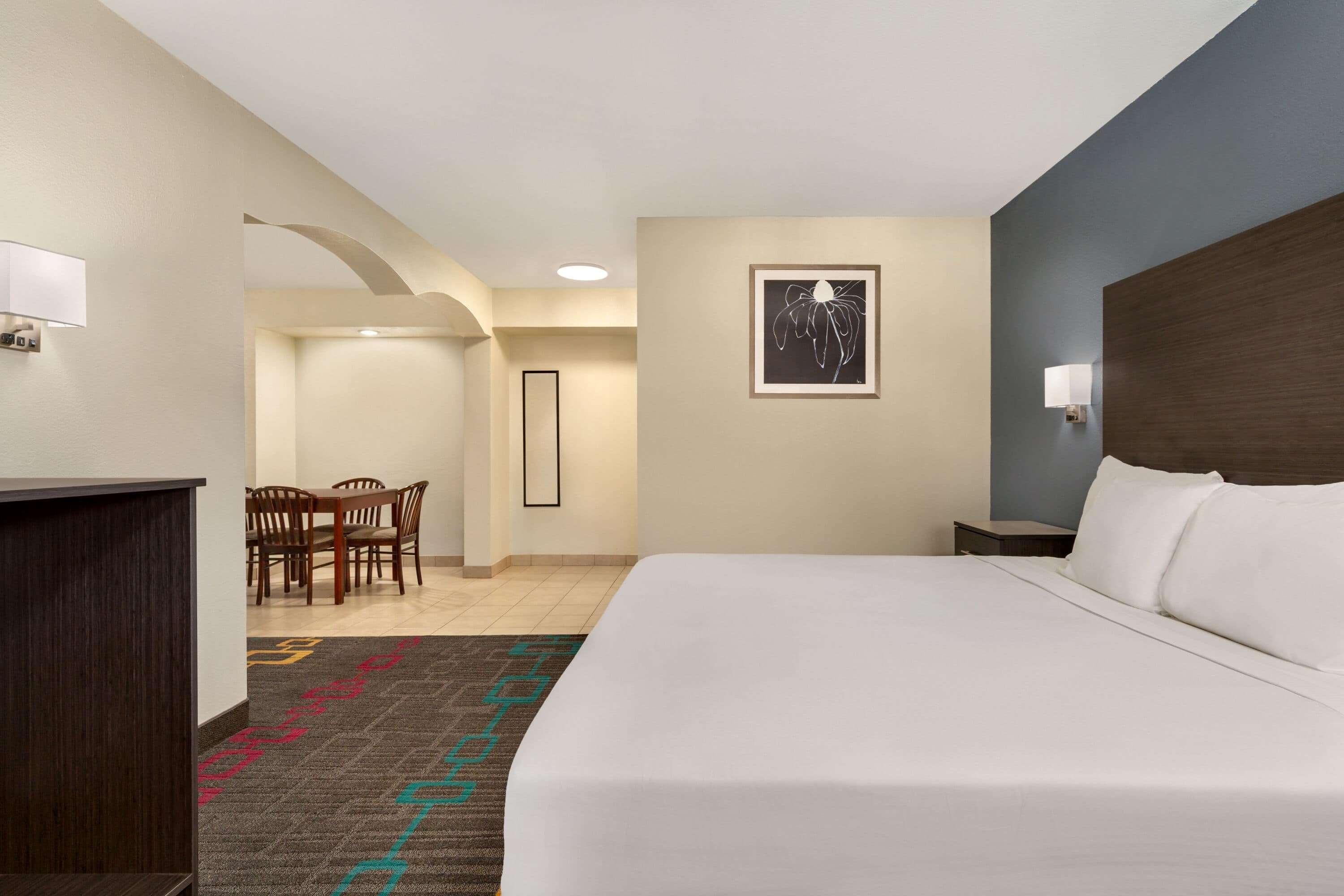 Days Inn By Wyndham Lawton Esterno foto