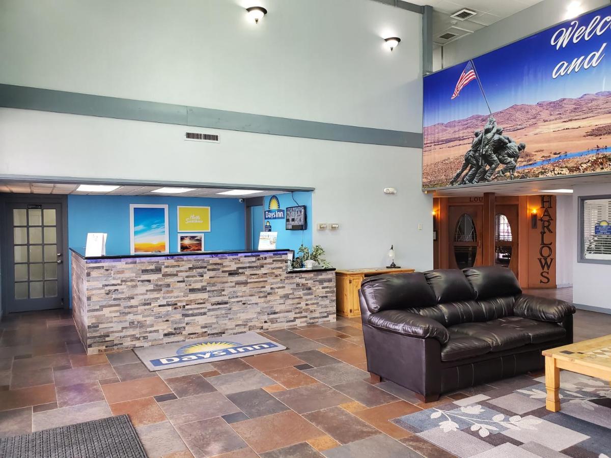 Days Inn By Wyndham Lawton Esterno foto