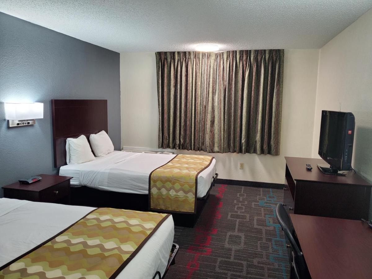 Days Inn By Wyndham Lawton Esterno foto